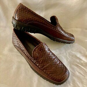 NWOT, Womens SZ 8, COLE HAAN Leather Drivers Moccasins Loafers, Brown